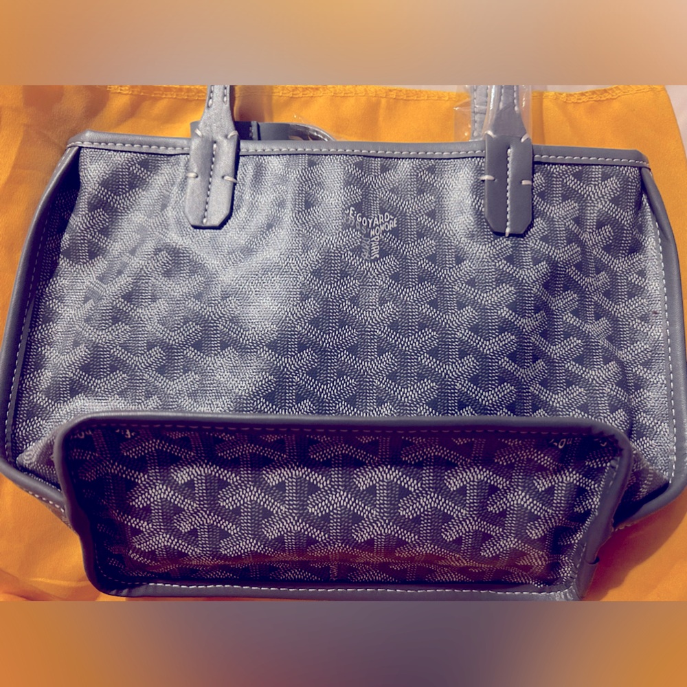 Small grey blue handbag